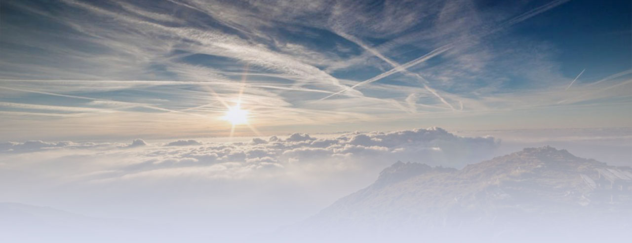 sky-mountain-light